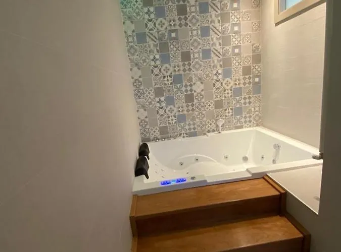 Mirasierra * 나바레돈다 데 그레도스