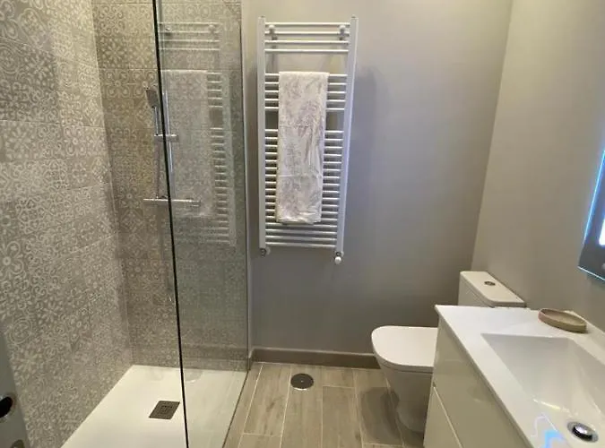 Mirasierra * 나바레돈다 데 그레도스